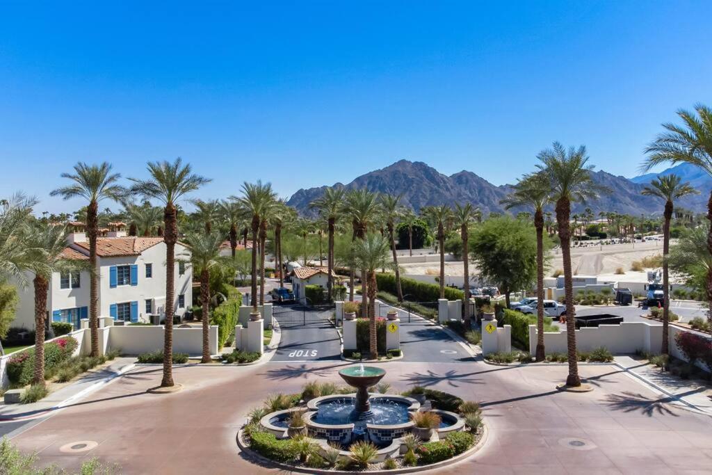 Legacy Private 3 Bedroom 3 Bath With View, Steps To Pool, Bikes And Arcade Game Included * La Quinta